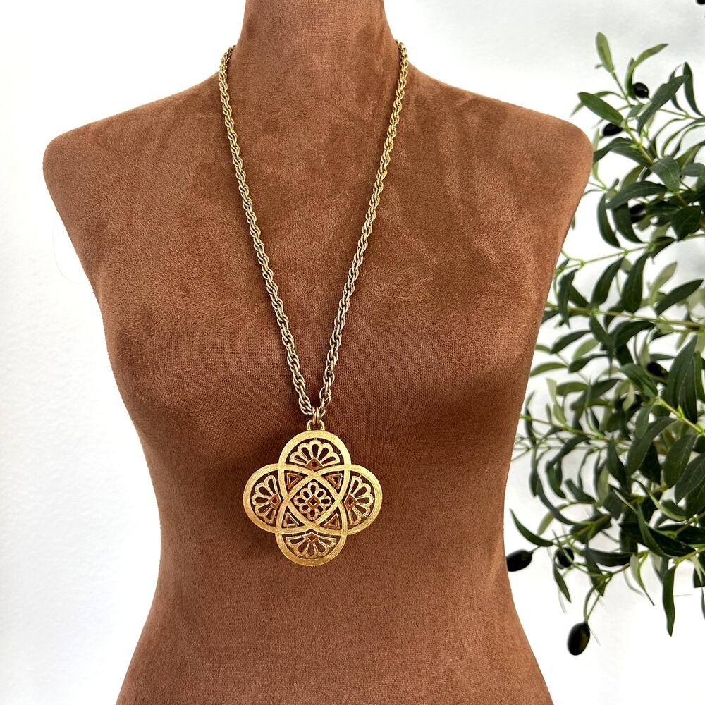Vintage Crown Trifari Goldtone Pendant Rope Necklace Vintage Mid Century Costume
